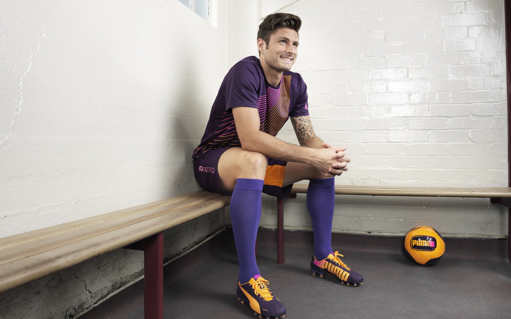 开云体育官方下载-法国队在欧洲杯小组赛中全胜晋级，法国国家队欧洲杯