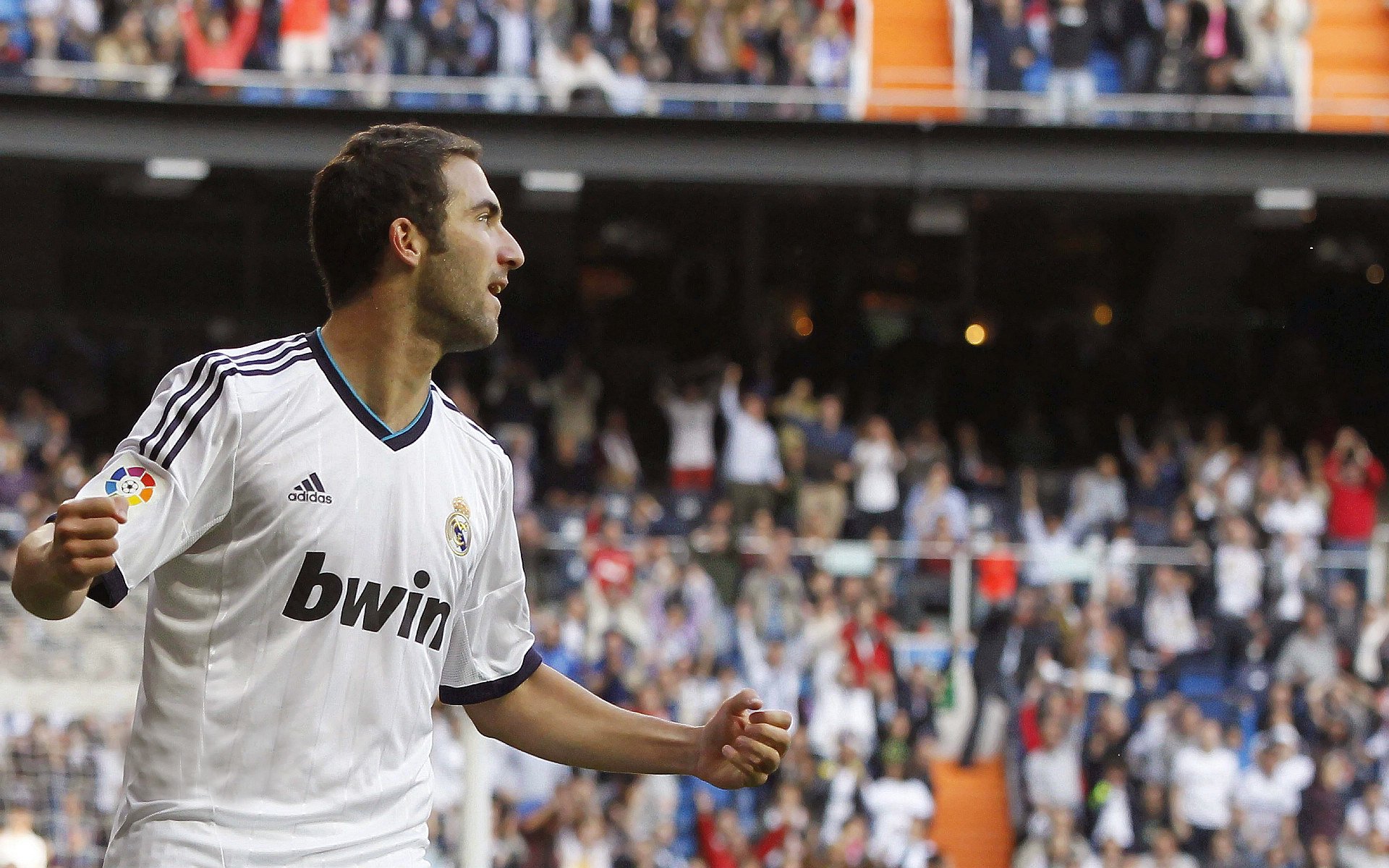 kaiyun app download-詹姆斯、杜兰特、库里谁会拿下今年的常规赛MVP？，总决赛库里和杜兰特数据对比